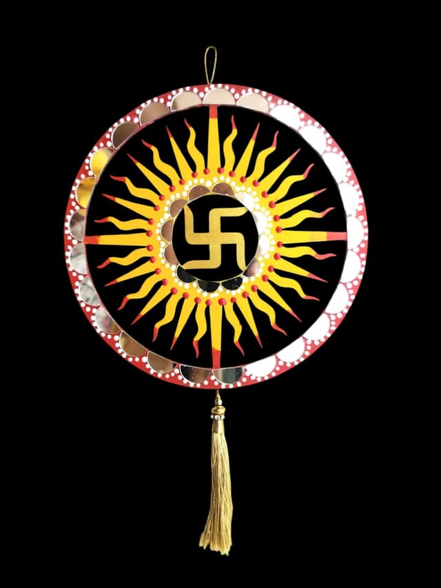 Swastik (卐) 